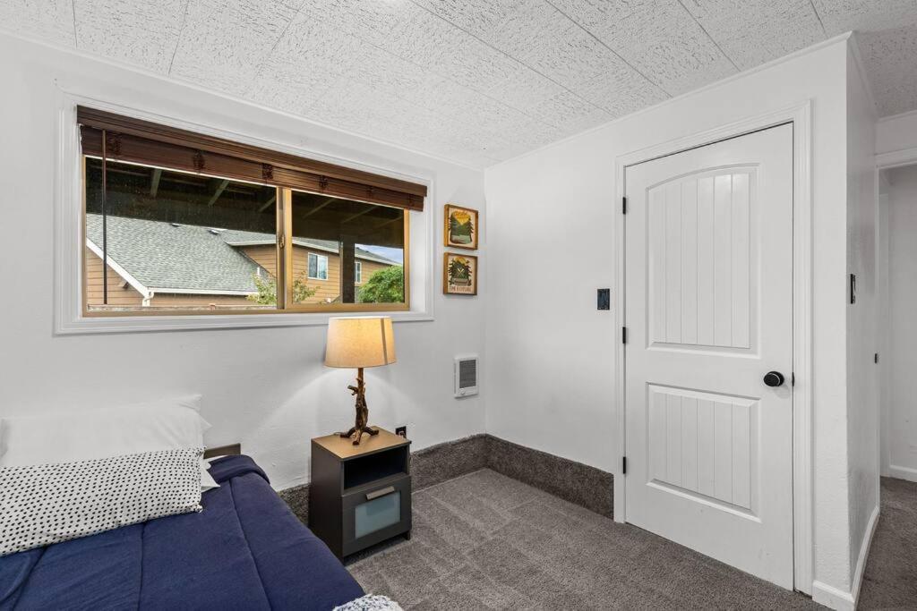 Pacific Nw Gem W/Hot-Tub 15 Minutes Airport. Apartment Auburn Luaran gambar