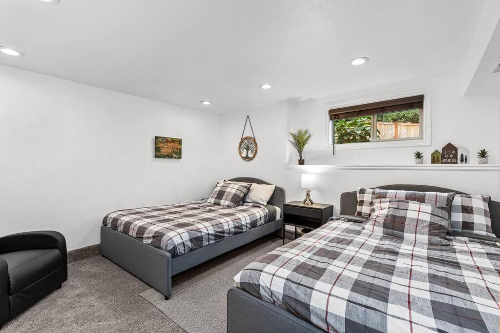 Pacific Nw Gem W/Hot-Tub 15 Minutes Airport. Apartment Auburn Luaran gambar